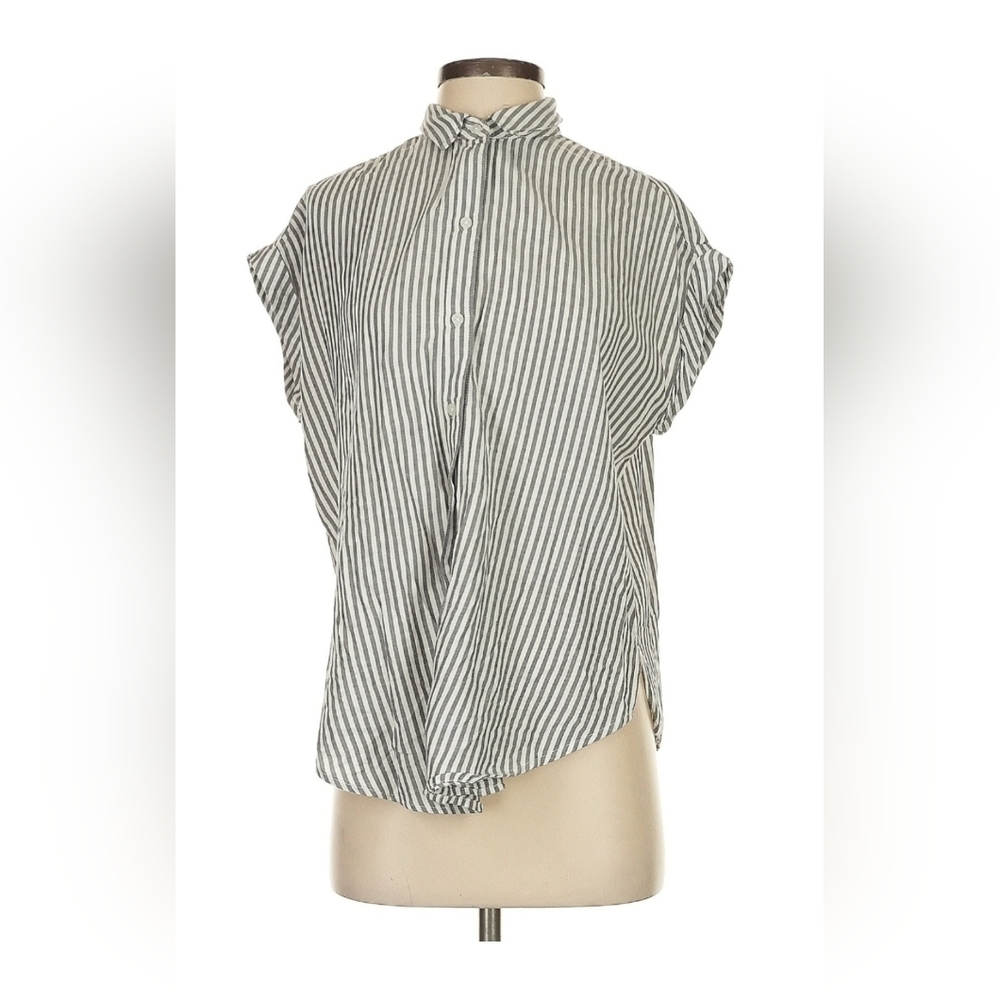 Abercrombie & Fitch Gray Striped Blouse